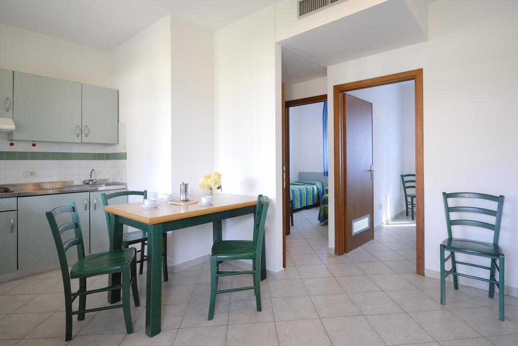La Cecinella Apartments Marina di Cecina Exterior photo