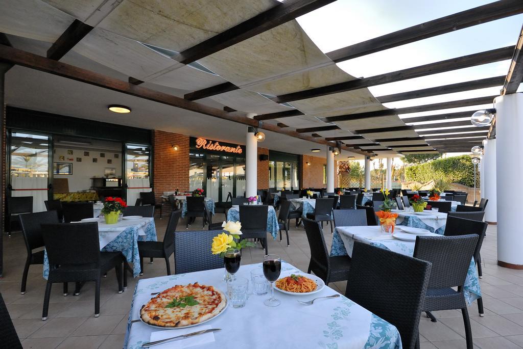La Cecinella Apartments Marina di Cecina Exterior photo